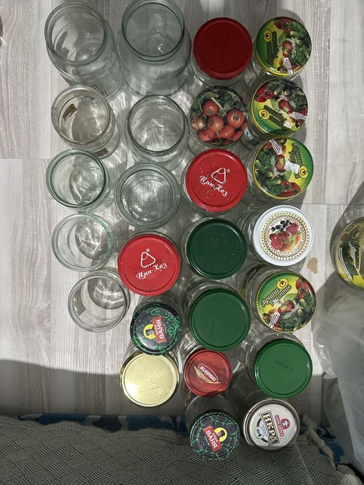 Банки разные  стеклянные