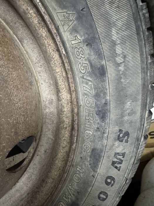 Продается шина с диском