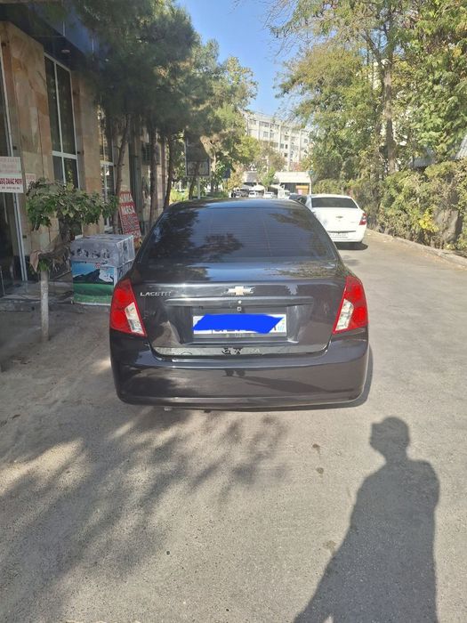 Lasetti 1.8 2012-yil sotiladi