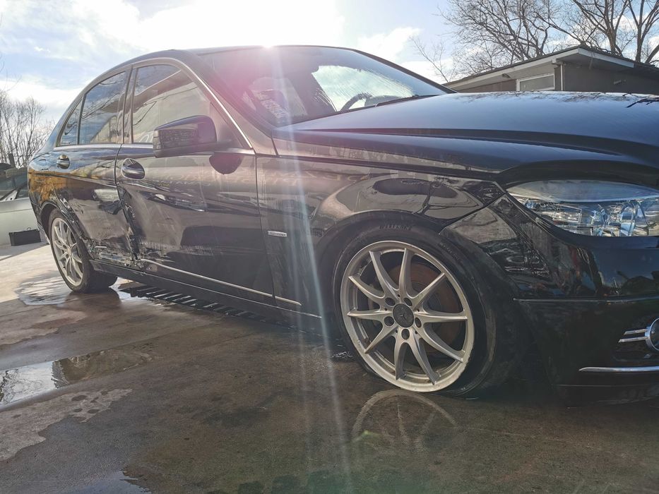 Dezmembrez mercedes c class w204 2.2 euro 5/capota w204/far w204/aripa