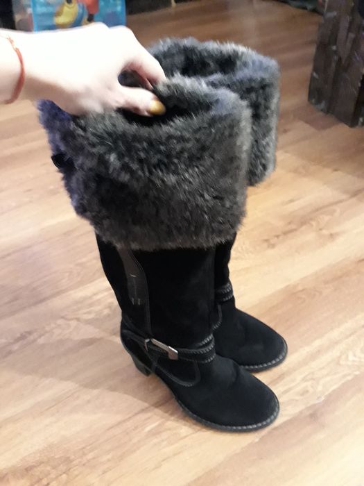 Нови ботуши от естествен велур Tamaris