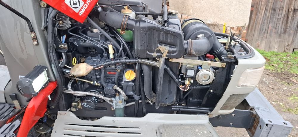 Трактор Янмар ф200 4×4