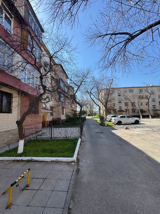 2/3/4 Кадышева базар! Массив Асалабад-1, университет АДЖУ,52.500 $