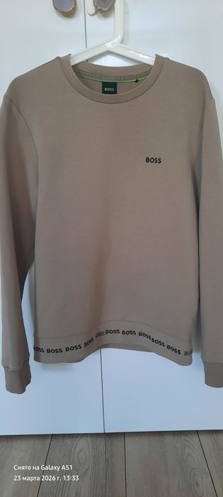 продам свитшот Hugo boss