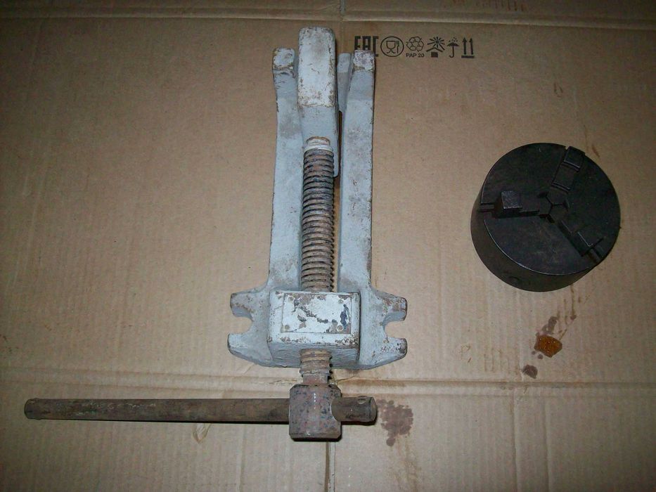 Токарный станок.