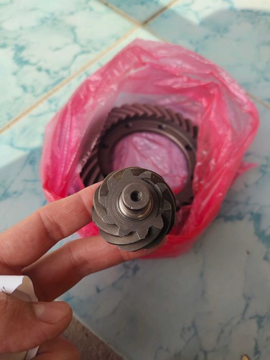 Продам редуктор 10 Урал