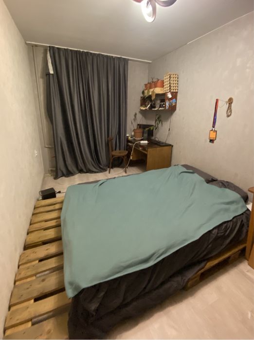 Матрас ikea BECTMAPKA 140*200 вместе с поддонами