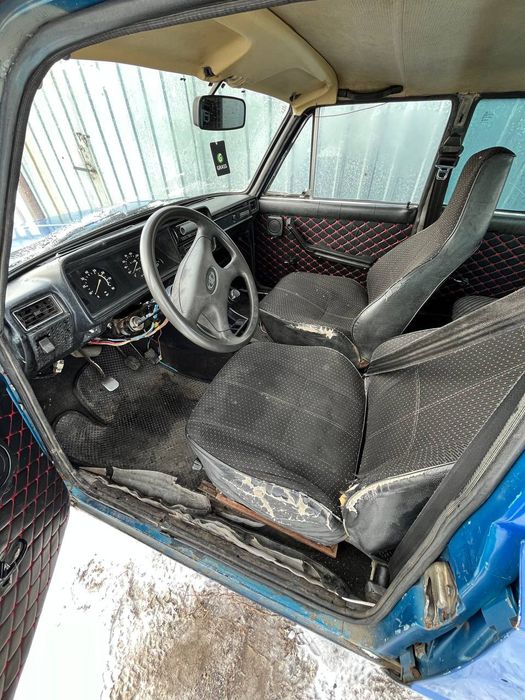 Машина Жигули 2106