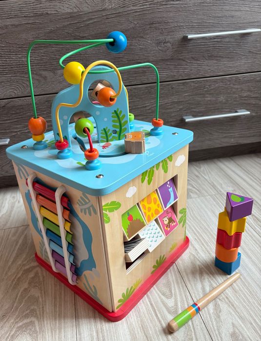 HAPE Мултифункционален дървен куб с активности