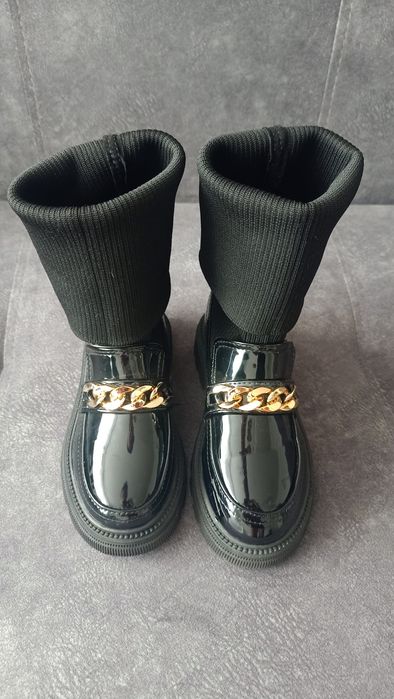 Продам сапожки для девочки, комбинированные.