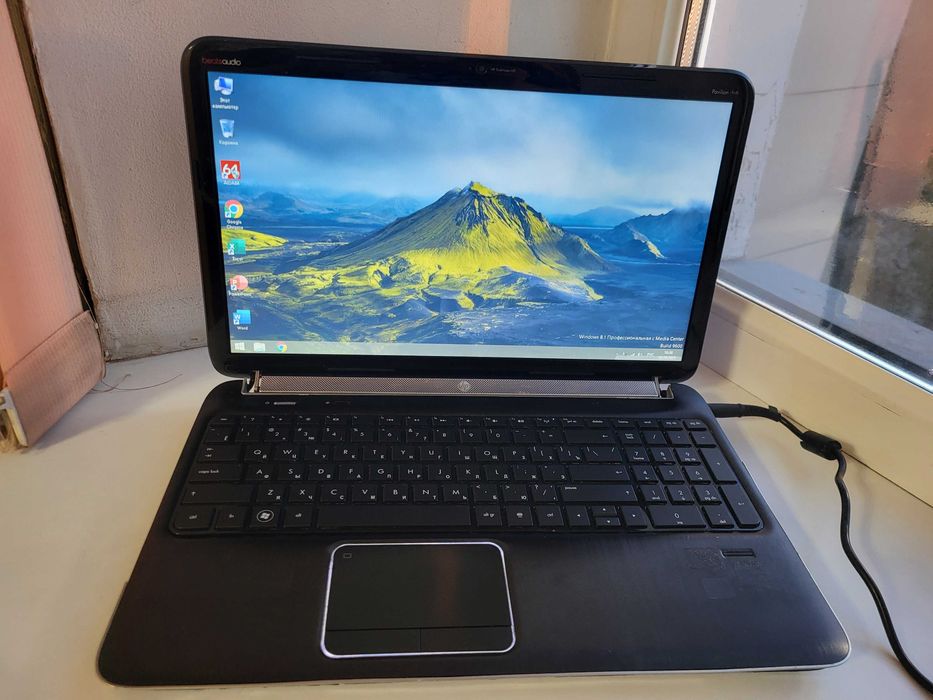 Ноутбук на запчасти i5