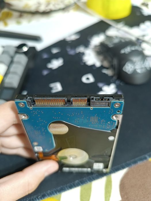 Mobile HDD на 1 Тб , 1000 гб от SEAGATE