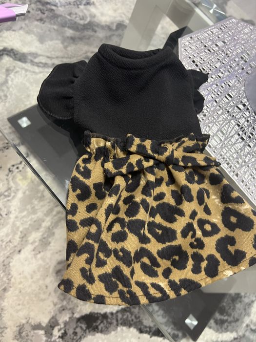 Rochita pentru pisici si caini