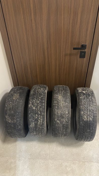 Продам летние шины в комплекте