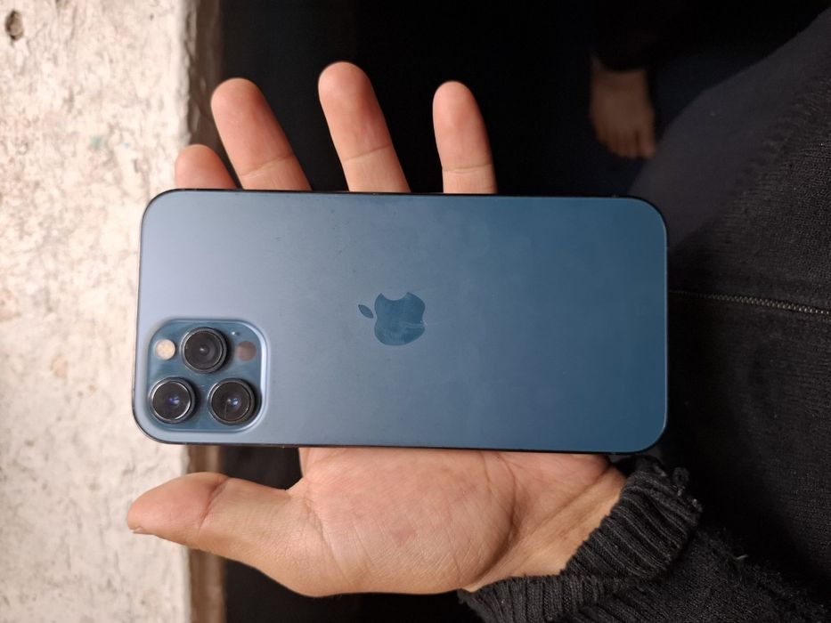 IPHONE 12 PRO MAX  narxini kelishamiz