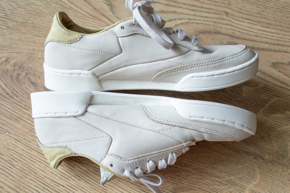 Дамски маратонки Reebok, номер 37
