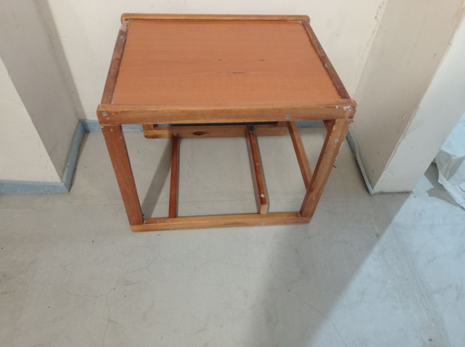 Продам детский стол