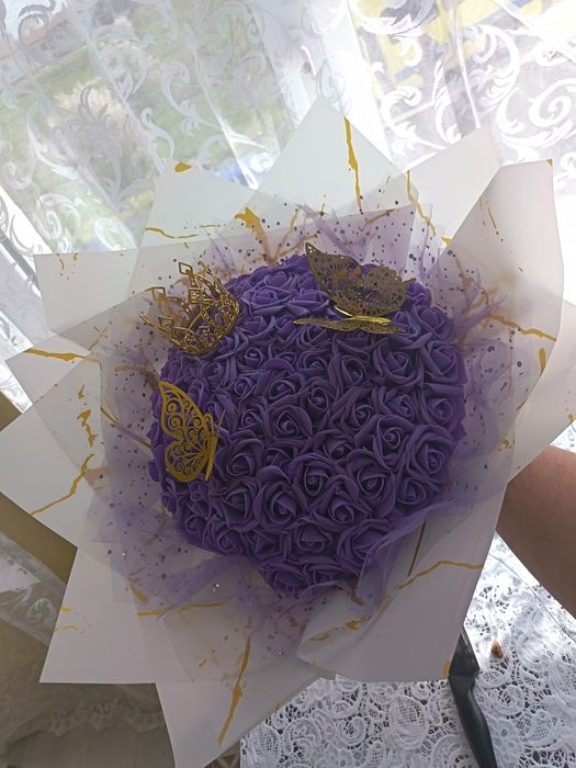 Луксозен букет от рози – перфектен подарък – 60€