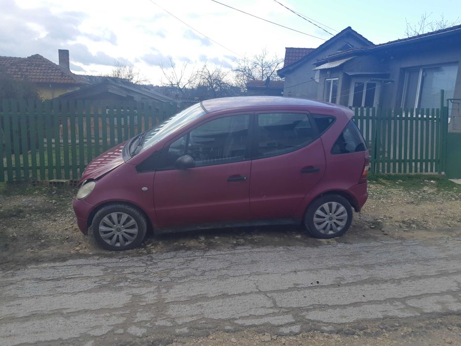 Мерцедес А 160-дизел-1,7-и бензин-останали части