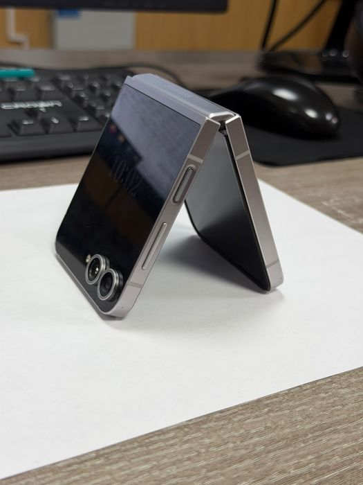 Samsung galaxy z flip 6