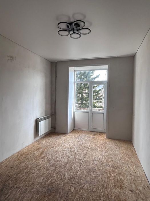 Продам  2х комнатную квартиру