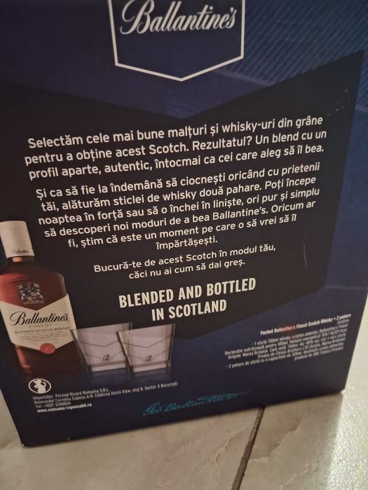 Set Ballantines cu doua pahare