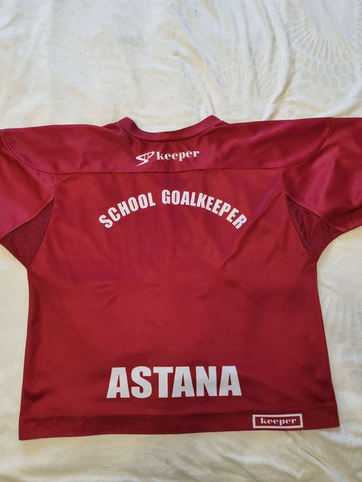 Продам кофту джерси для хоккея вратарская