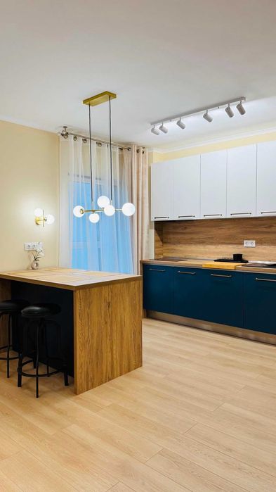 Inchiriez apartament in VIVAT RESIDENCE - prima inchiriere