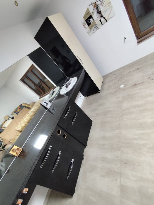 Mobilă salon  frizerie, coafor nouă, nefolosita