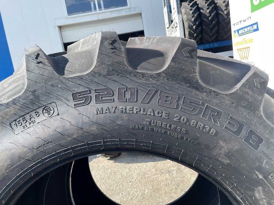Cauciucuri noi radiale 520/85R38 marca CEAT pentru tractor spate