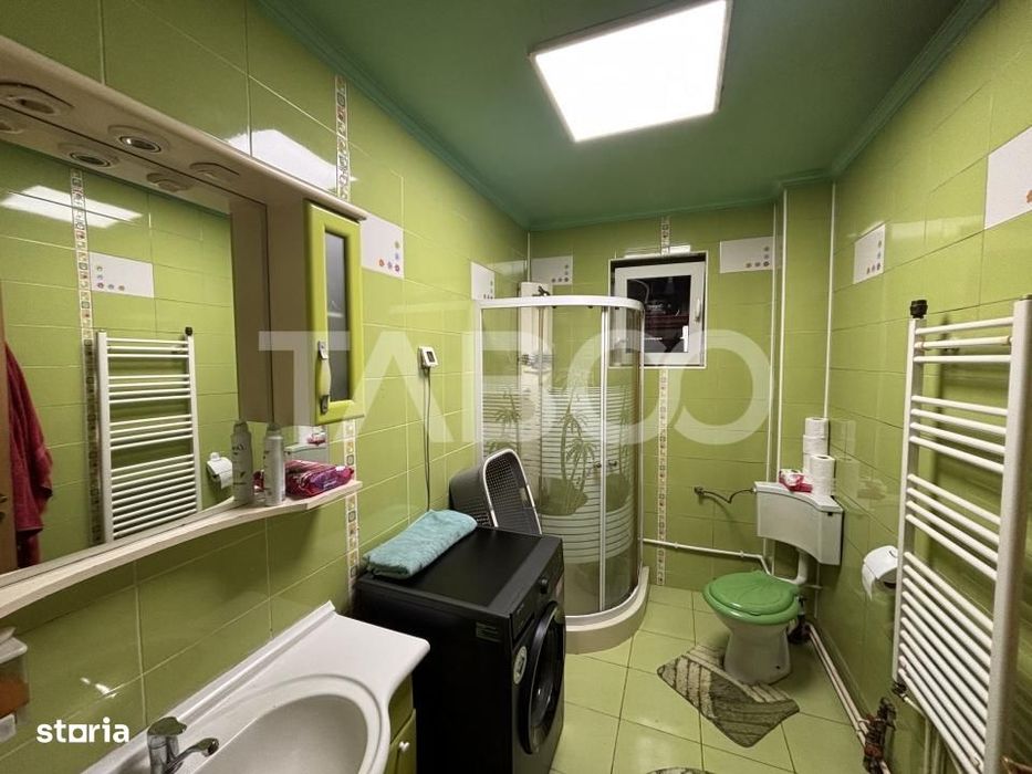 Casa individuala cu 5 camere +spatiu comercial  3 bai Sibiu