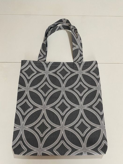 Продам шопперы.Новые.
Ткань Дак
Модные,современные.