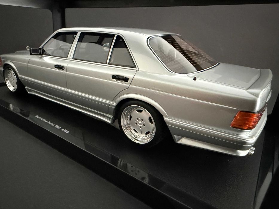 Macheta Mercedes-Benz 560 6.0 SEL AMG 1/18 OTTO