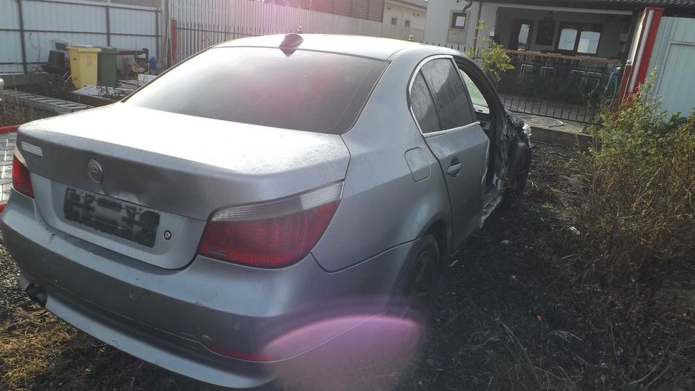 BMW 525 D 177 CP  E60 Automatic avariat lovit  2005