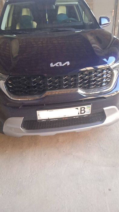 Kia Sonet 1 pazitsiya