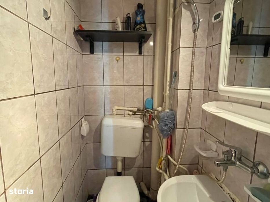 Ap. 3 camere , centrala pe gaz , etaj 3 - Sagului