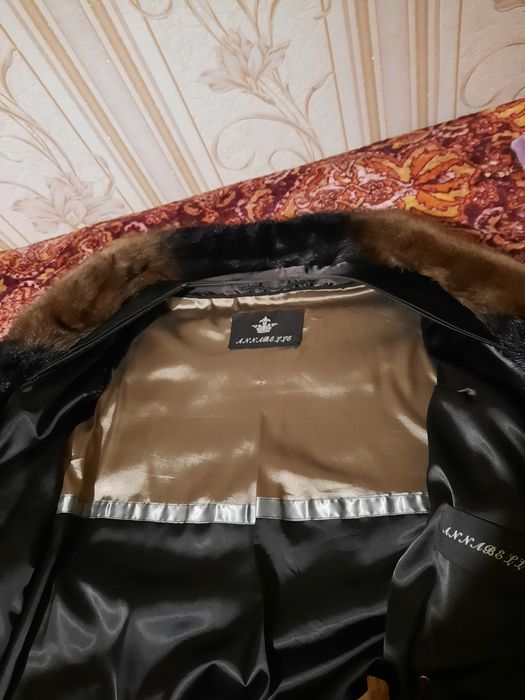 Продам шубу норковую