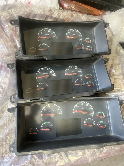 Щиток прибор Volvo FH12