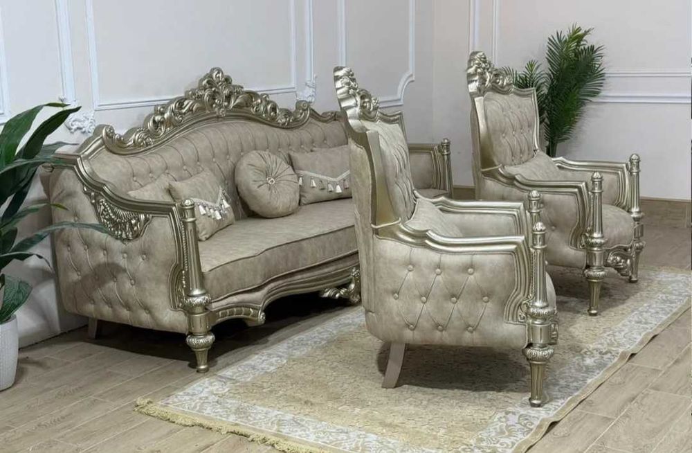 Продам диван с креслами