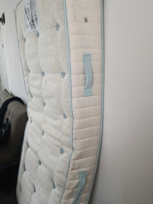 единичен матрак с размер 90х190