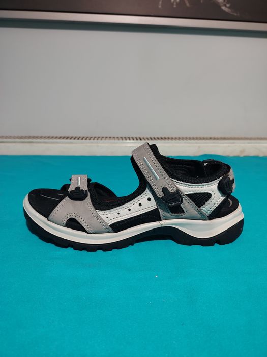 ECCO sandale din piele, mărimea 40, interior 25,5 cm.