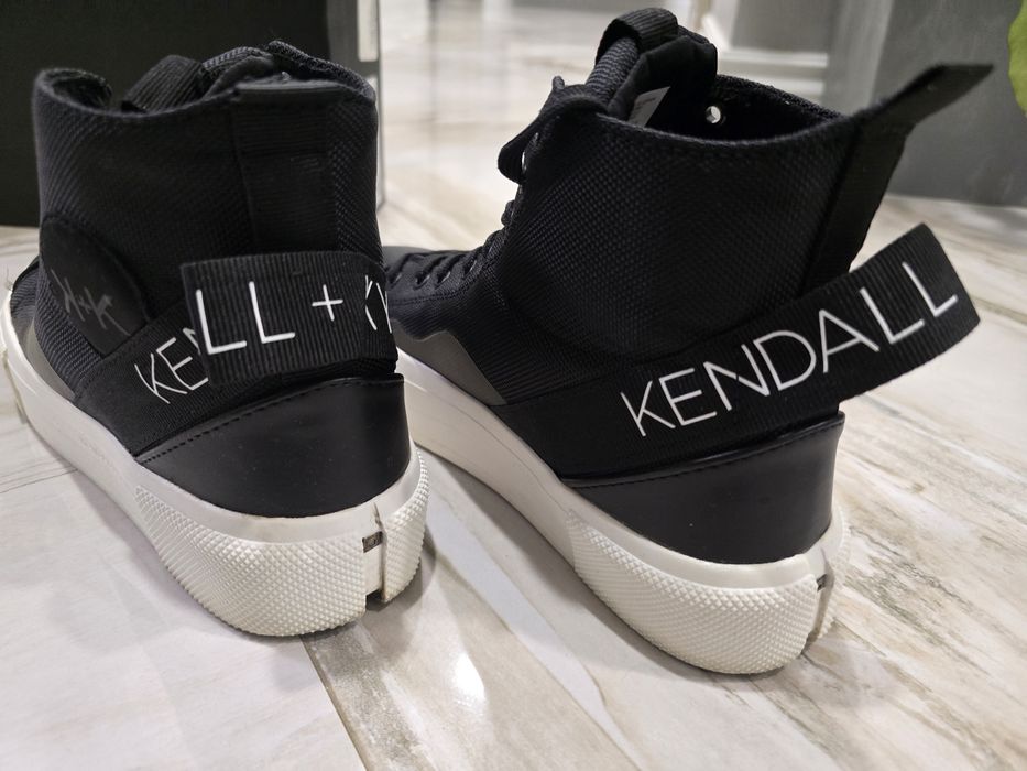 Дамски обувки KENDALL+KAYLE, 38 номер