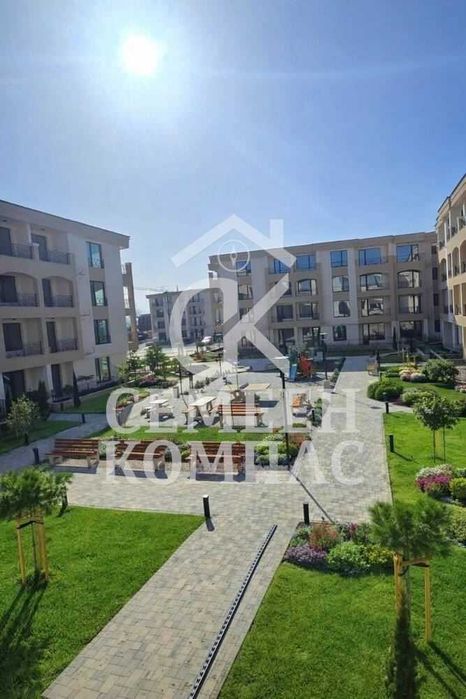 Дава се под наем Двустаен апартамент в Пловдив, Каменица 1 - 74 кв.м за 154608.03 € - Снимка #13