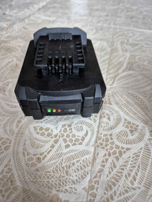 Батерия и зарядно за винтоверт