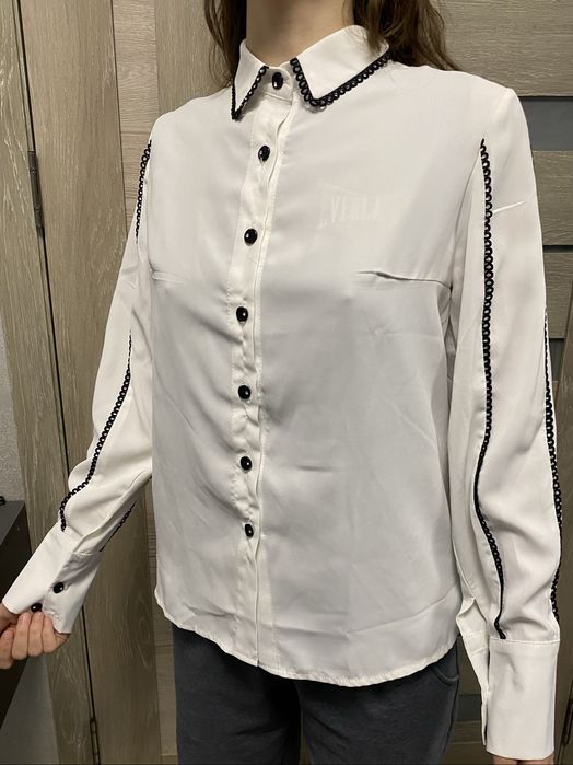 Рубашки блузка по 1000 каждая