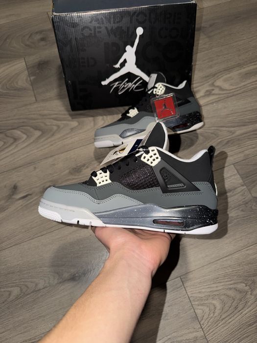 Jordan 4