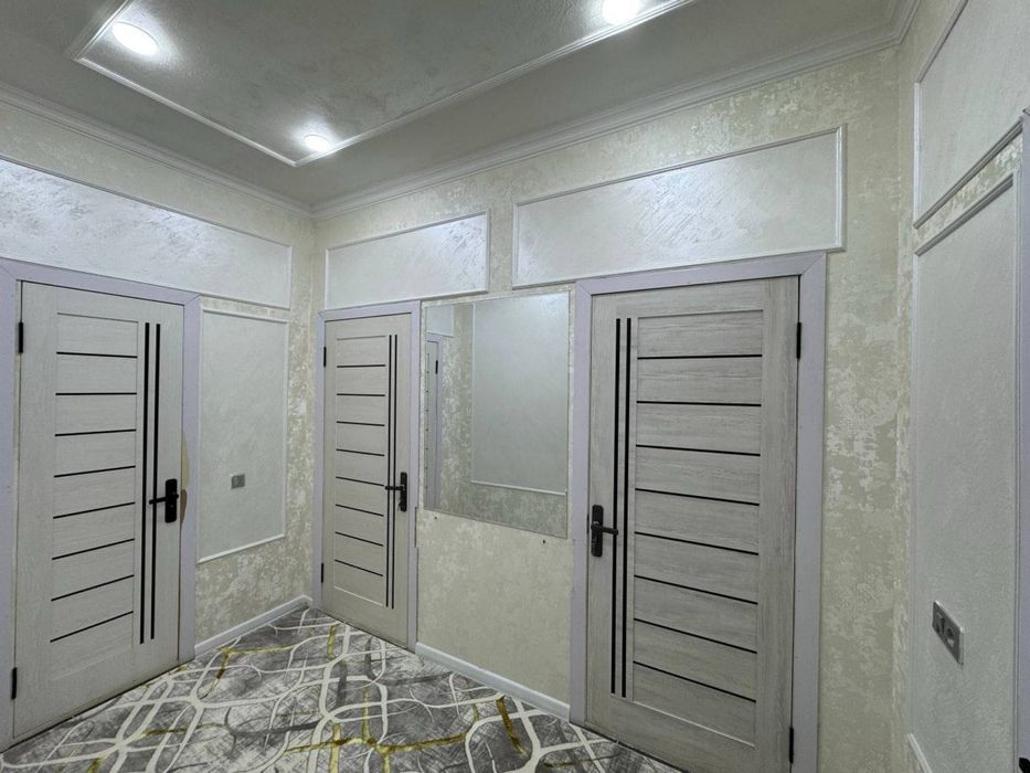 Продается 2 ком. Квартира на 2 этаже площадью 50 кв.м. По ул. Рудаки