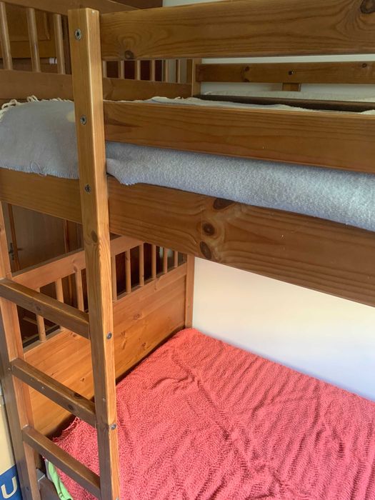 Pat supraetajat din lemn masiv  - cu sau fără 2 saltele