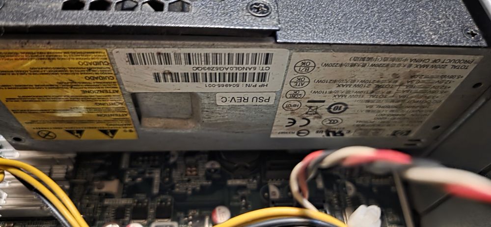 Sistem HP Pro 3120 SFF incomplet(de construit sau pentru piese). pies