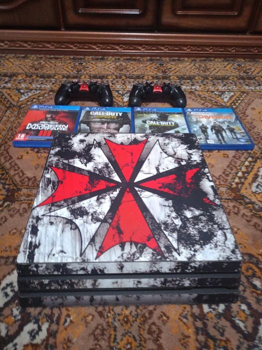 Продам playstation 4 pro 1трб в идеальном состоянии